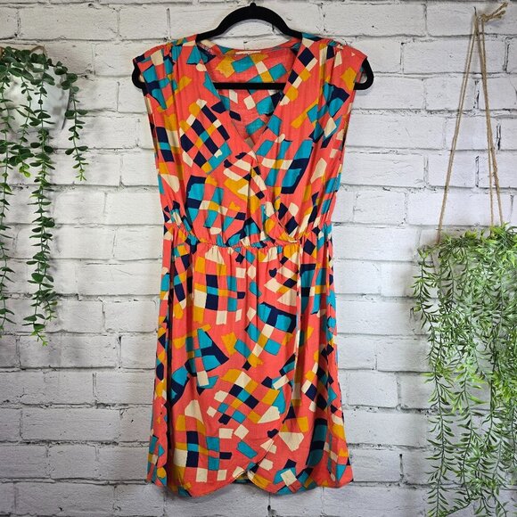WOMENS CORAL CONFETTI PRINT SHIFT DRESS 100% RAYON VNECK CROSS FRONT SIZE SMALL - Picture 1 of 6